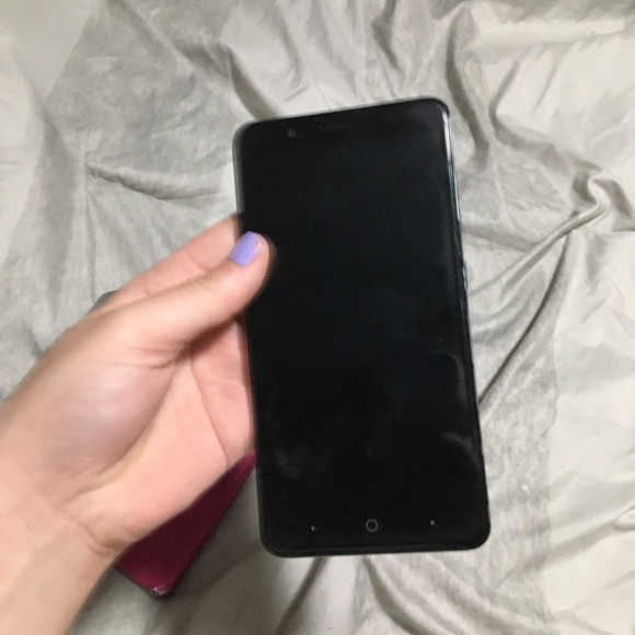 Metro pcs ZTE Android - Picture 4 of 6